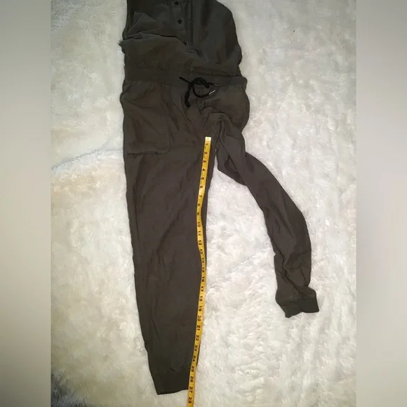 Community Aritzia green jumpsuit size small - Picture 3 of 6